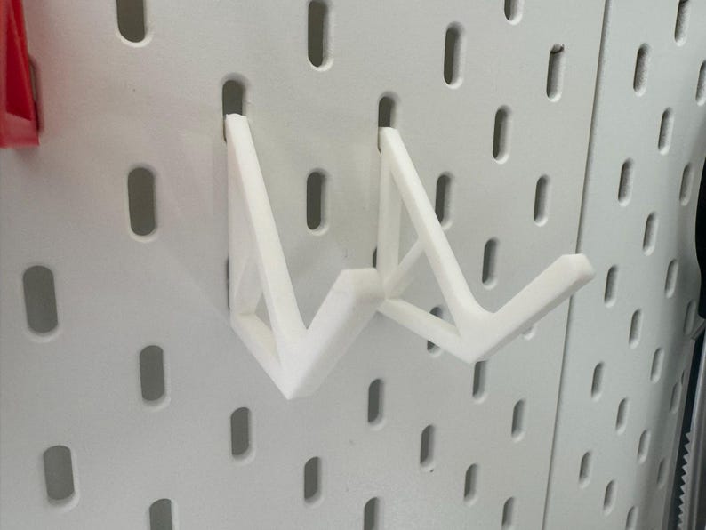 Krokar till spelkontroll: Universell passform för IKEA SKADIS Pegboard bild 8