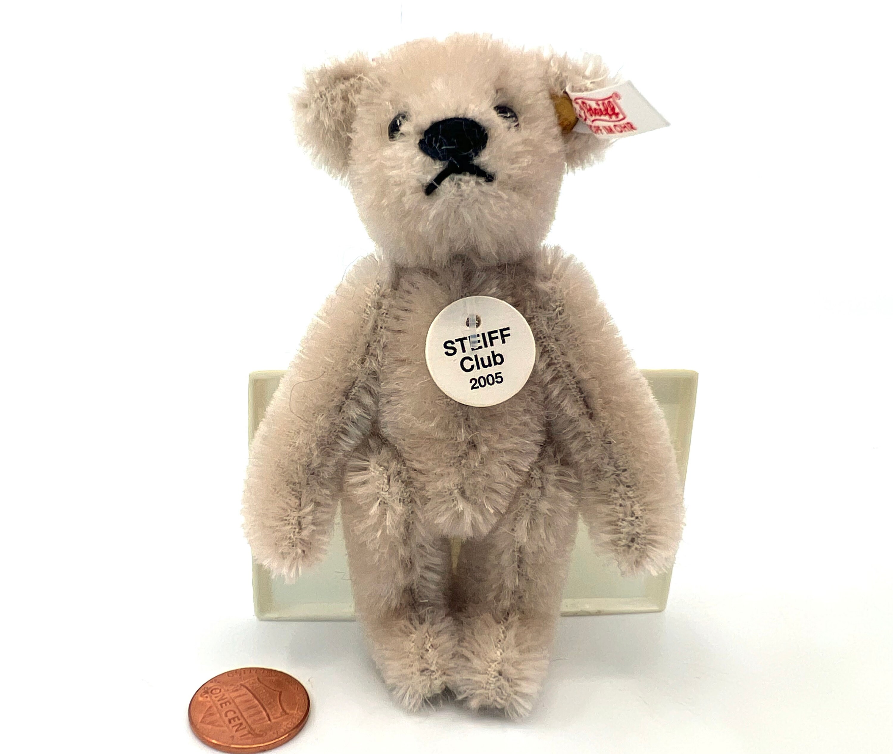 Steiff Club 2005 Teddy Bear Light Grey Miniature Annual Loyalty