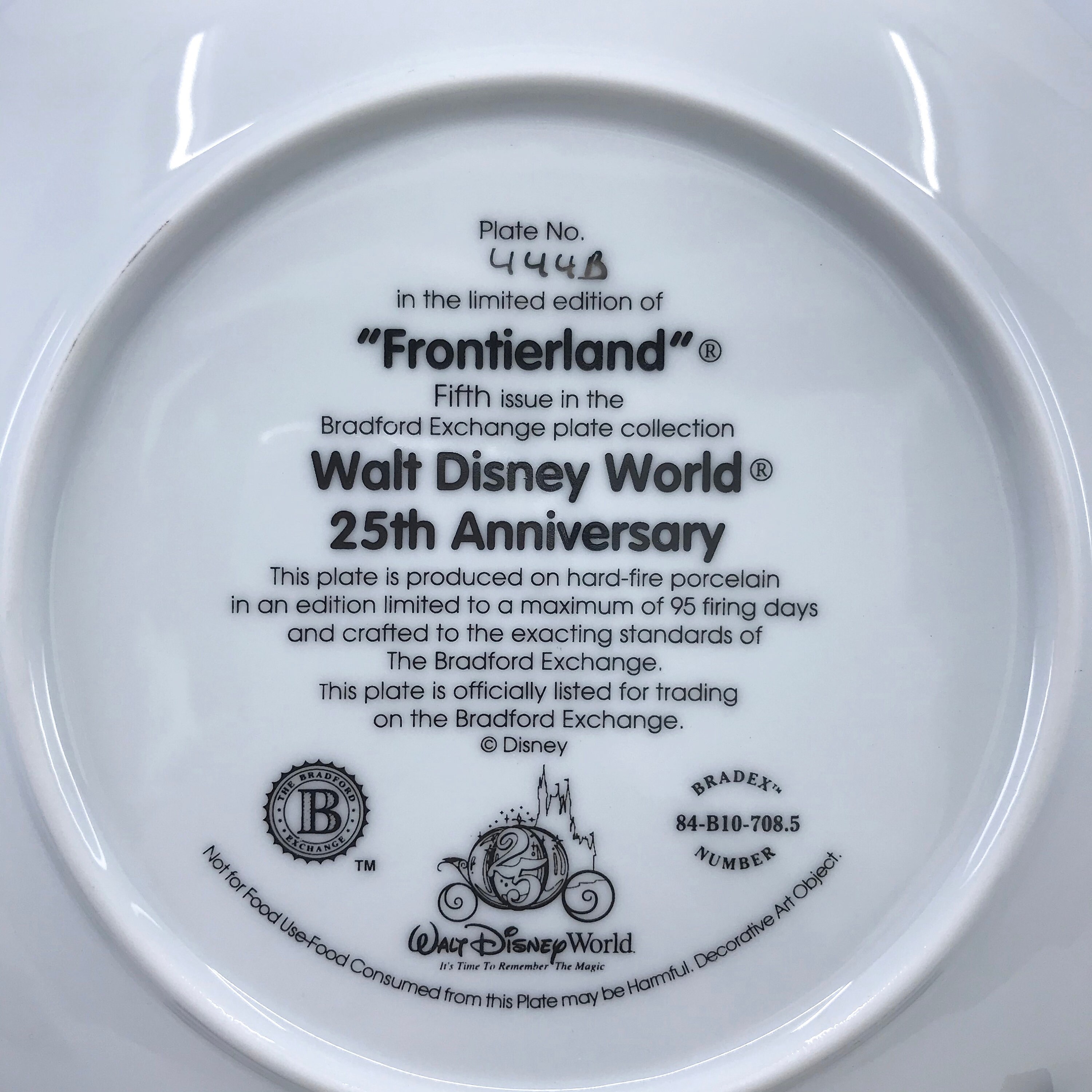 Walt Disney World Frontierland Porcelain Collector Plate No 5 in