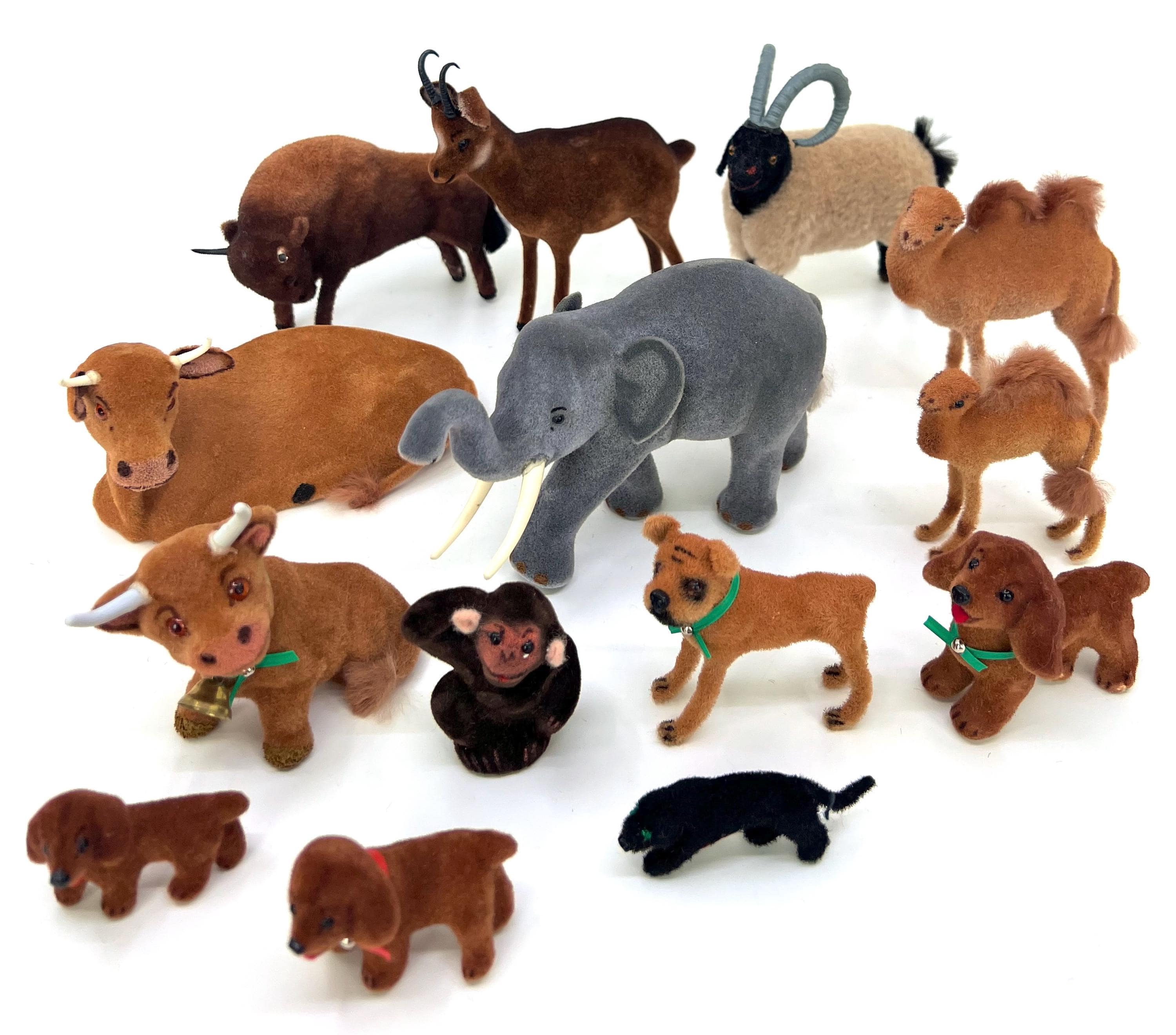 Wagner Kunstlerschutz Flocked Animal - Etsy Wagner Kunstlerschutz Flocked Animal - Etsy