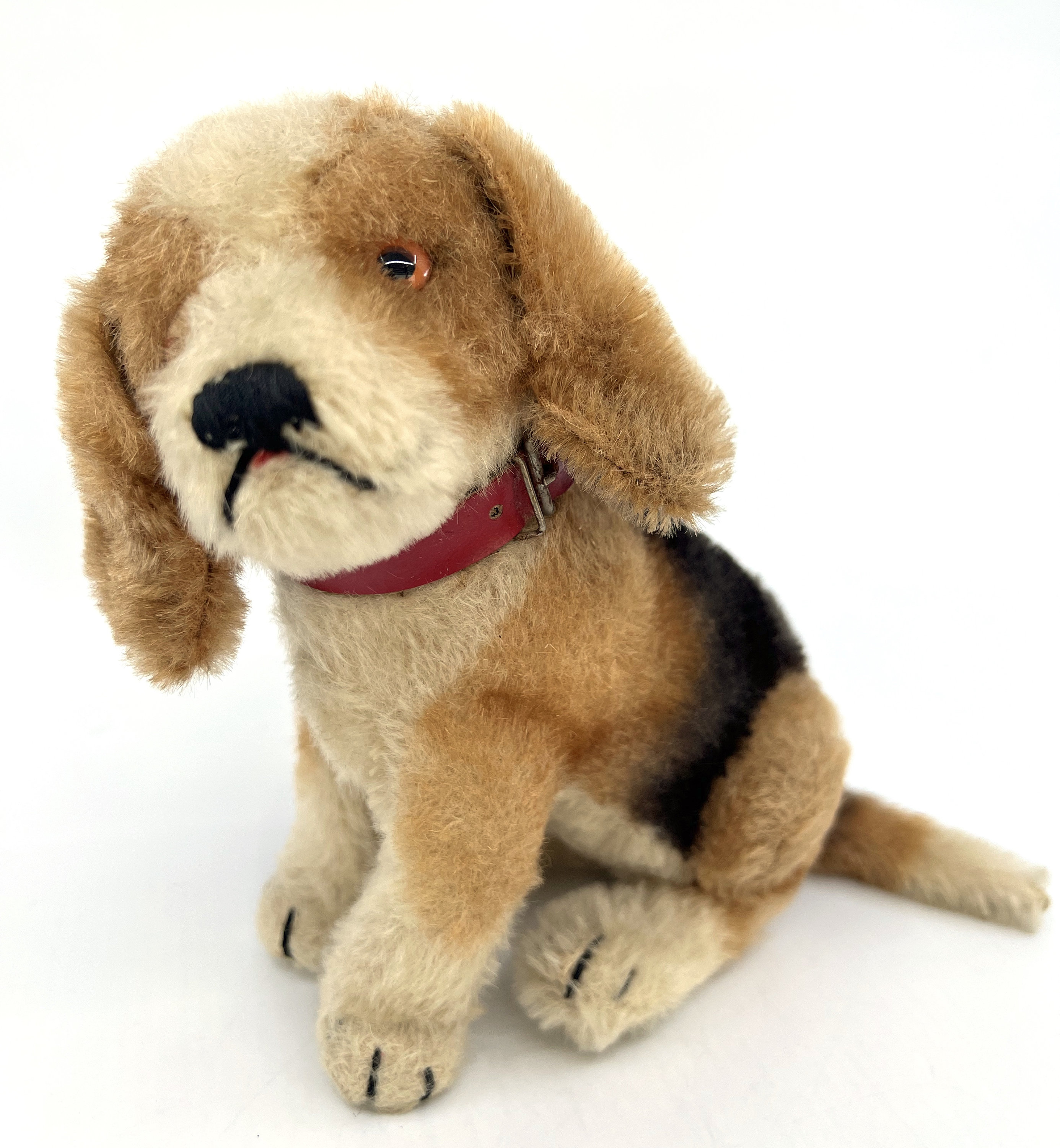 Steiff Deutschland Biggie Beagle Hund sitzend Mohair Plüsch ID