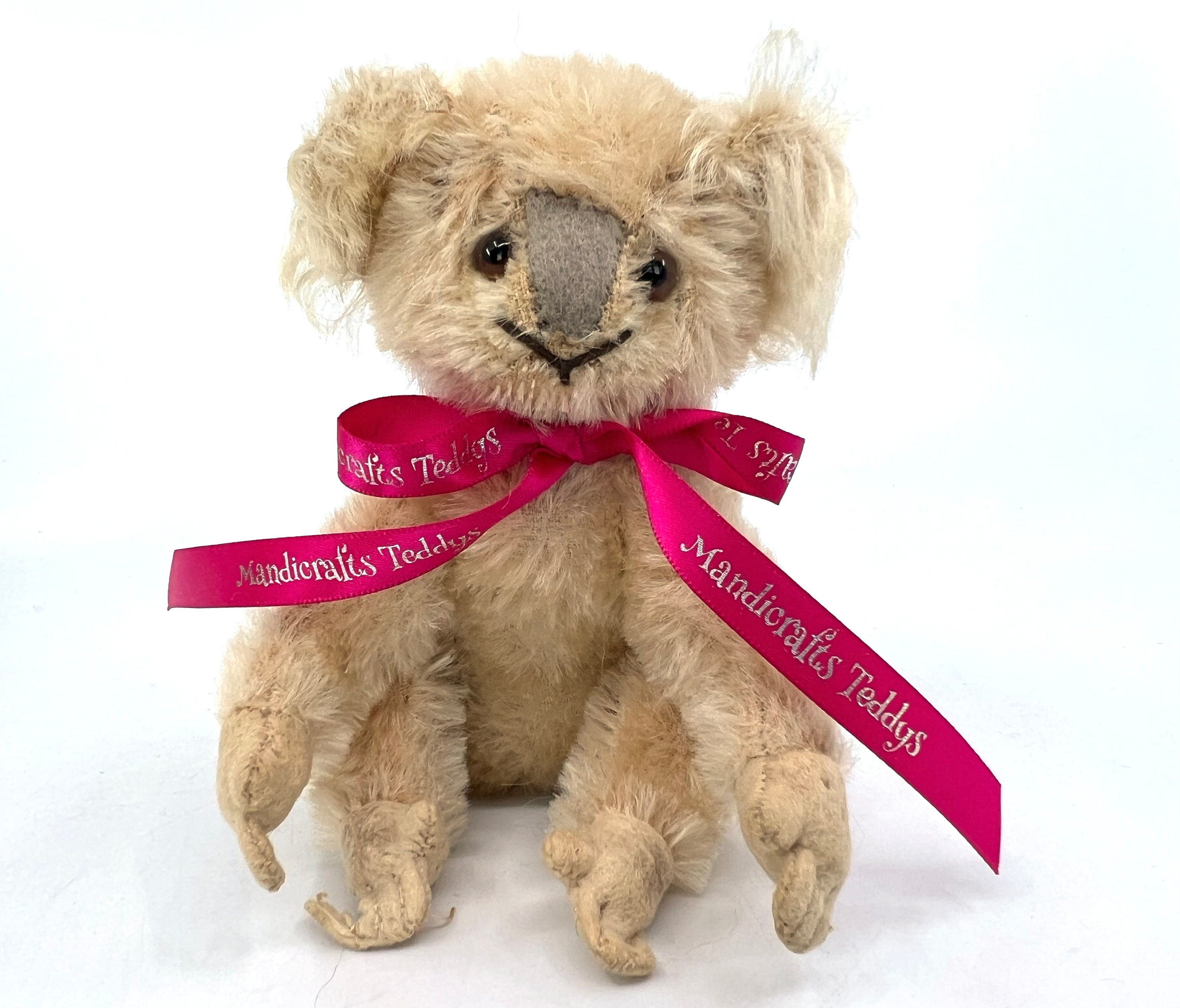 Mandicrafts News & Views - Teddy Bears & Collectibles: Antique