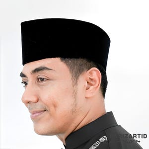 Plain Songkok Comfortable and Elegant,Prayer Cap,Muslim Knit Cap,Religious Cap,Handmade Peci,Muslim Beanie