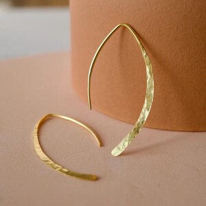 The New Essential Yellow Gold Earrings - Hammered Gold Earrings - Open Hoop Earrings - Curved Earrings - Minimalist Gold Earrings