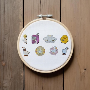 Goose Needle Minders, Brooch