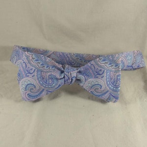 Pastell Paisley Self-Tie Fliege