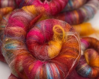 Siesta Rolags: Wool, Alpaca, Silk Fiber for Spinning (3.8oz)