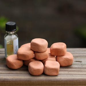 Terracotta Aromatherapy Cubes: Pocket Essential Oil Diffuser Stones