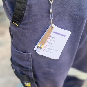 Cartões de referência para paramédicos