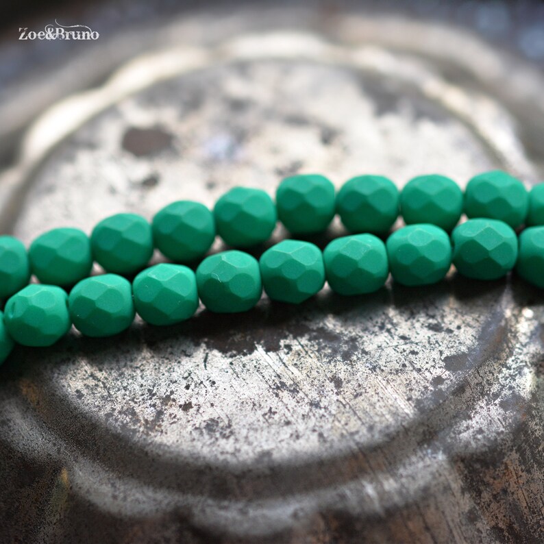 25 Like April Saturated Emerald, Premium Czech Glass, Fire-Polish Round Beads 6mm image 3