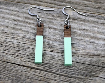 Wooden and Acrylic Bar Earrings with Pastel Accent / Colorful Earrings / Spring Earrings / Bridesmaid Earrings / Lightweight Earrings