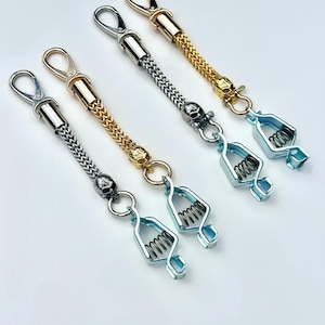 Metal glove clips (skull chain) Gold/Silver