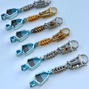 Carabiner Glove Clips (Gold/Silver)