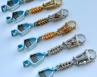Carabiner Glove Clips (Gold/Silver)