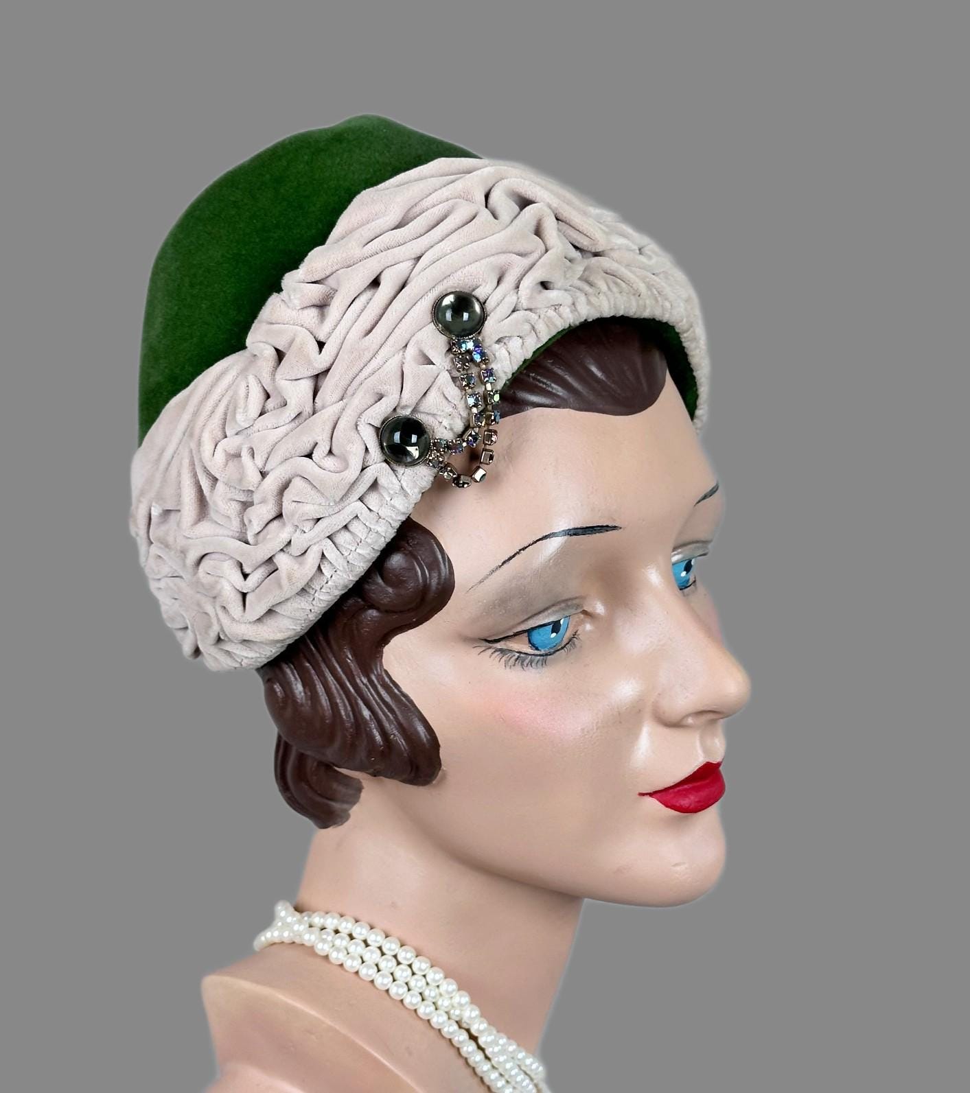 Vintage 60s Beige and Moss Green Velour Turban Style Hat by 