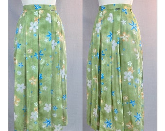 Vintage 90s Light Green Pleated Midi Skirt by Geiger, Size 7