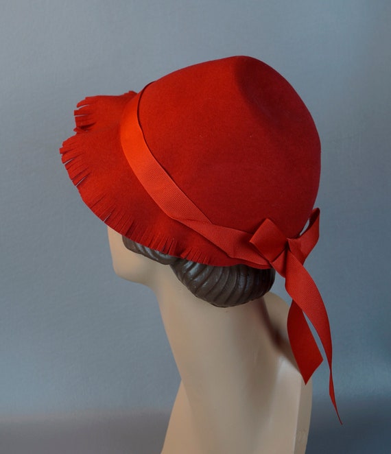30s Red Wool Hat with Fringed Edges, Deadstock, Sz