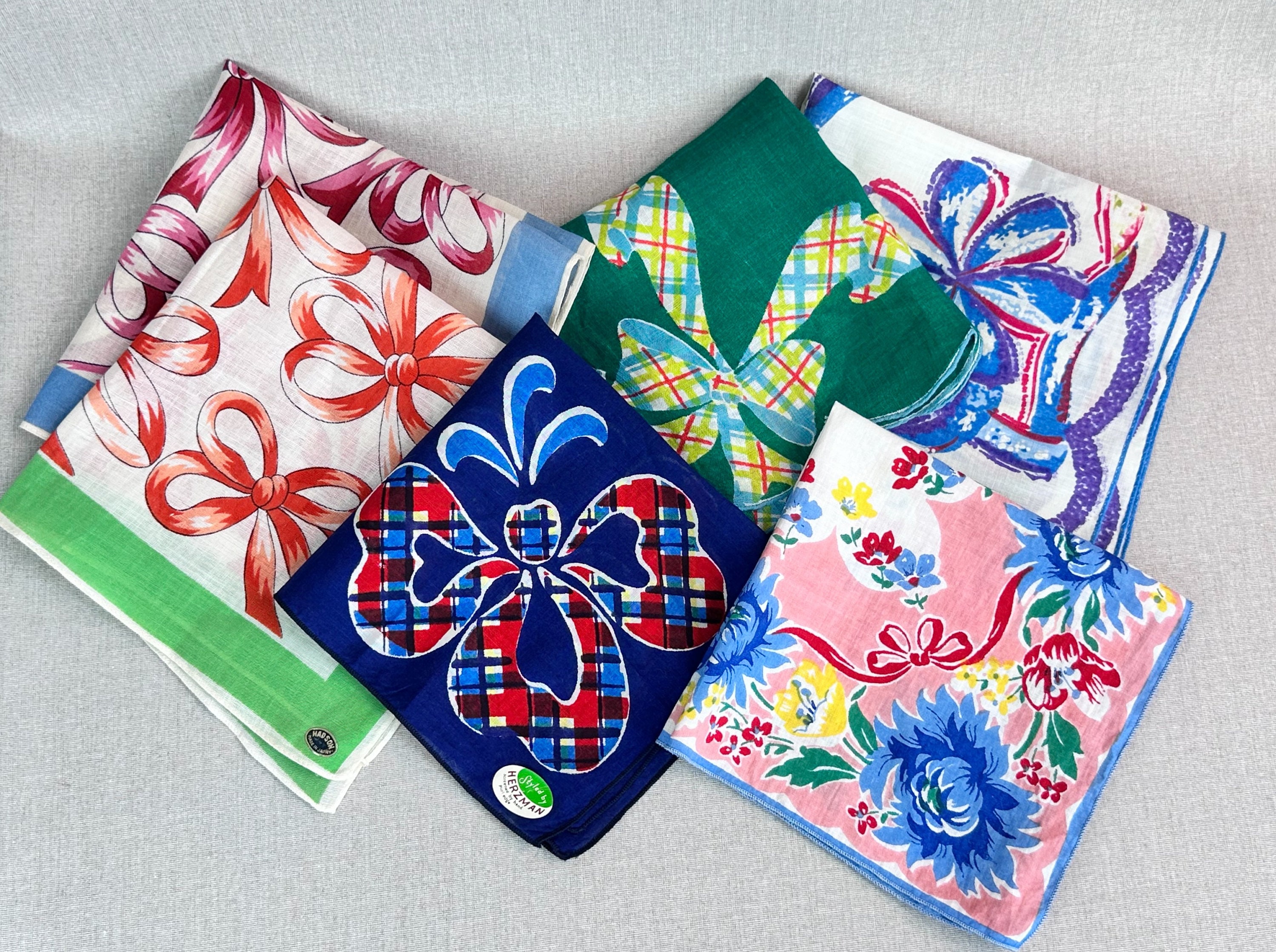 Vintage 6 Bow Handkerchiefs, Hankys, Hadson, Carol Stanley 