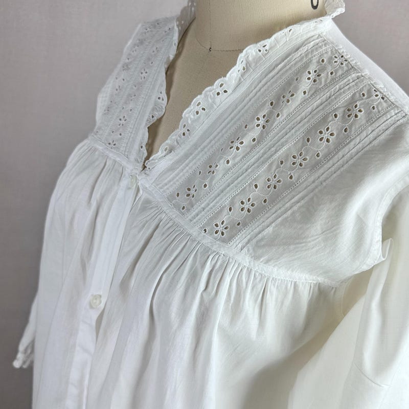 Finn Eyelet Lace Daygown- White main image 1