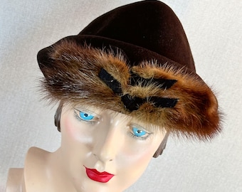 Vintage 1940s Brown Felt Brimmed Hat with Mink Trim