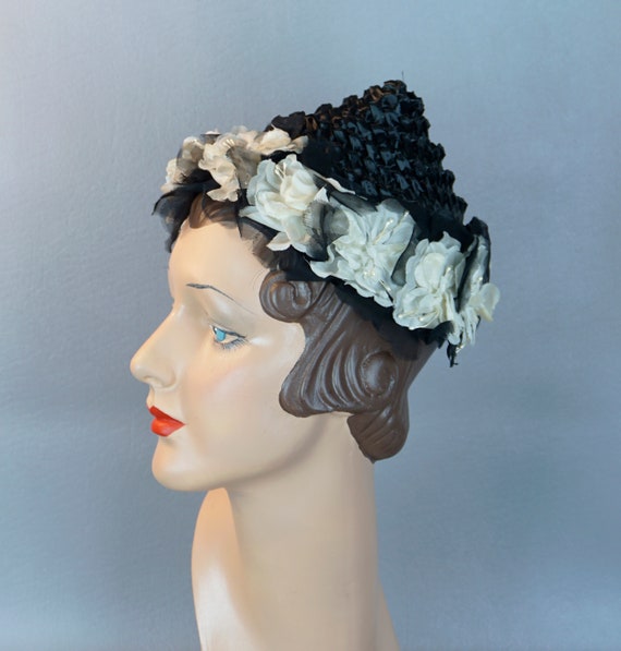 60s Black Wide Weave Straw Pixie Hat with White Si