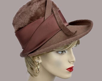 Cappello Fedora da donna asimmetrico color talpa vintage anni '70, Samuel Spigel