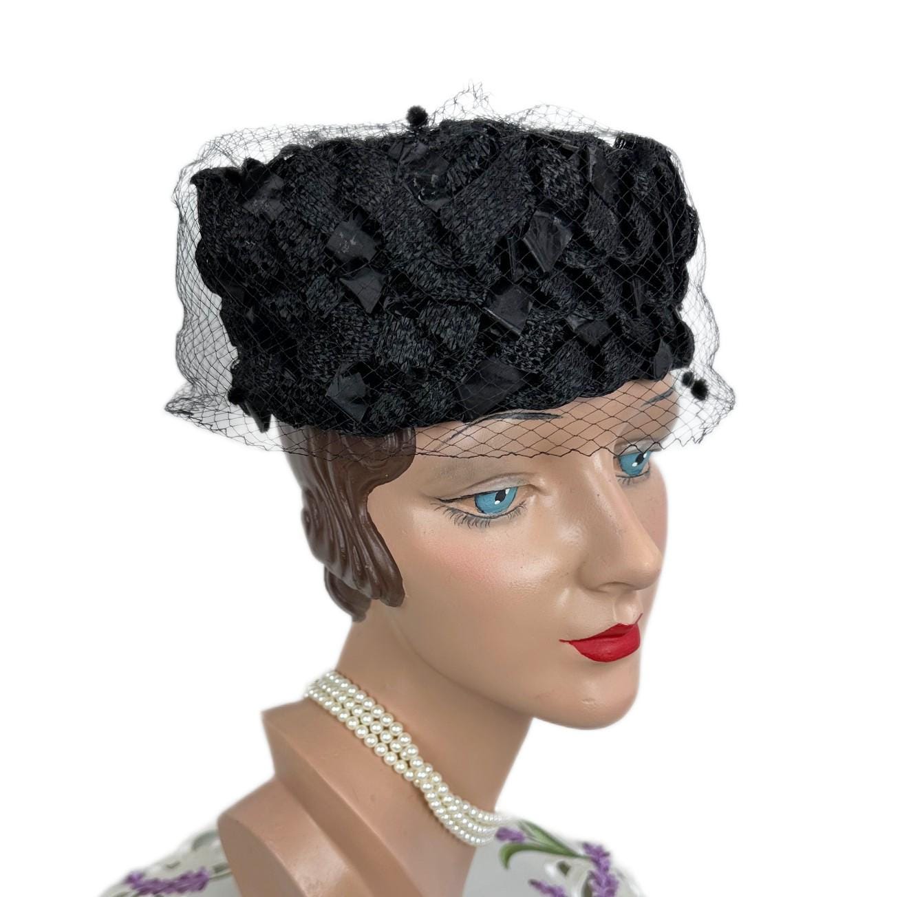 MCM Vintage 1950s Blue & White Floral Pillbox Hat, Netting, Bow Structured Frame Pillbox Blue Net Vintage Hats for Women for sale | eBay main image 3