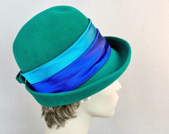 Vintage 60s Kelly Green Deep Crown Breton Hat by Kurt