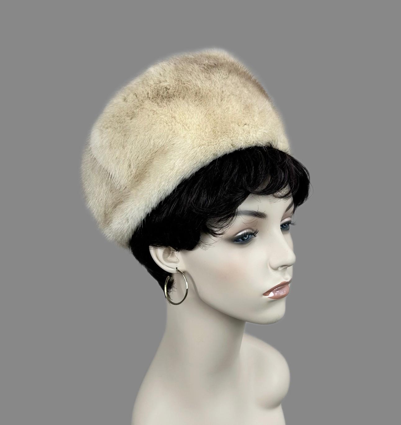 Vintage Deadstock Beige Mink Cloche Style Hat by Monsieur  display picture 2