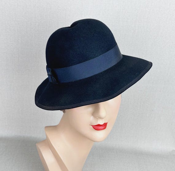 Vintage 40s Fedora, Navy Blue Ladies Hat by Dobbs - image 6