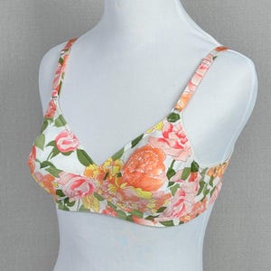 Vintage 70s Vanity Fair Floral Bra 36B