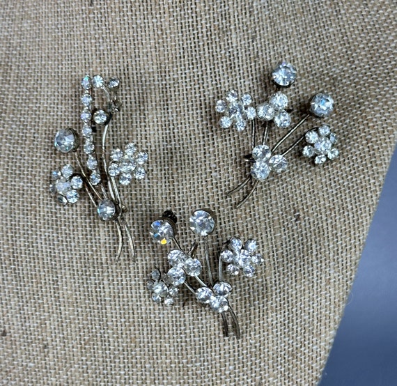 3 Vintage Faceted Clear Rhinestone Floral Scatter 