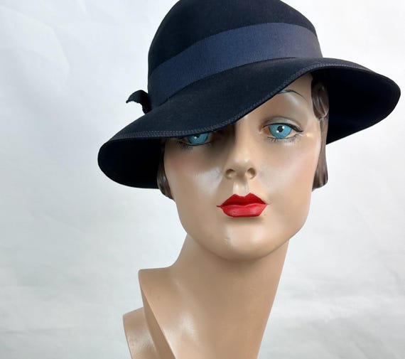 Vintage 40s Fedora, Navy Blue Ladies Hat by Dobbs - image 3