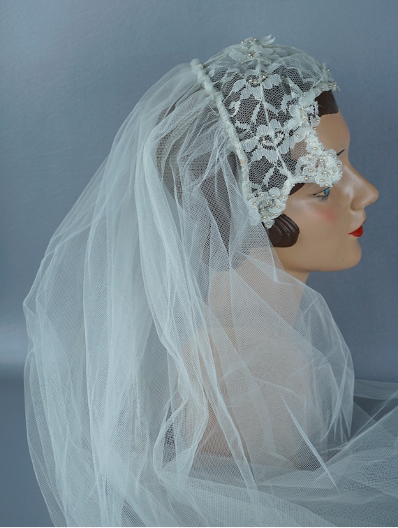 Vintage Wedding Veil, Bridal Headpiece, White Lace