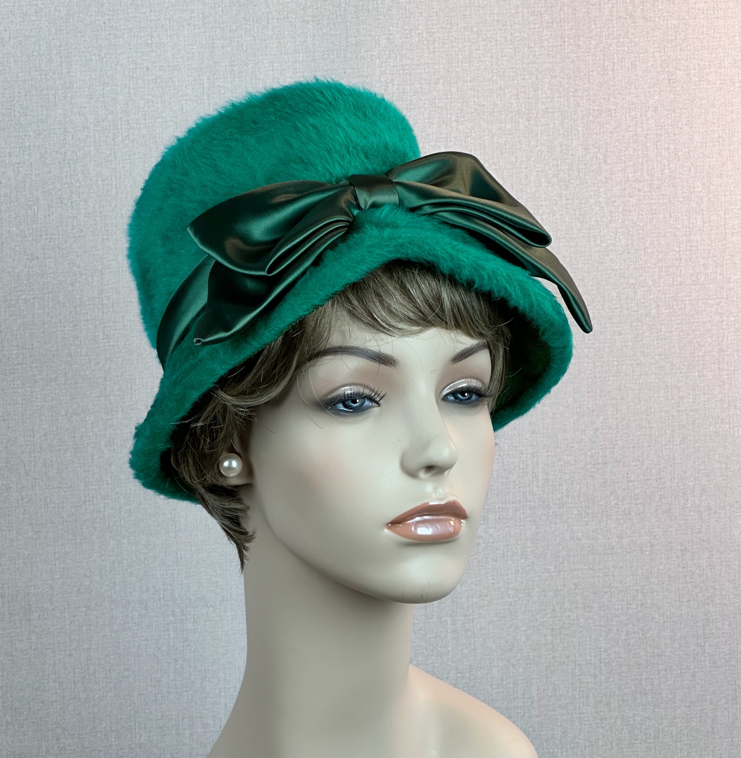 Vintage  Hat 1960 Olive Green Bow Velvet Teal Hat.  Mod style. Vintage 1960s Mens Fedora Hat Custom Made Buckley Montreal  main image 4