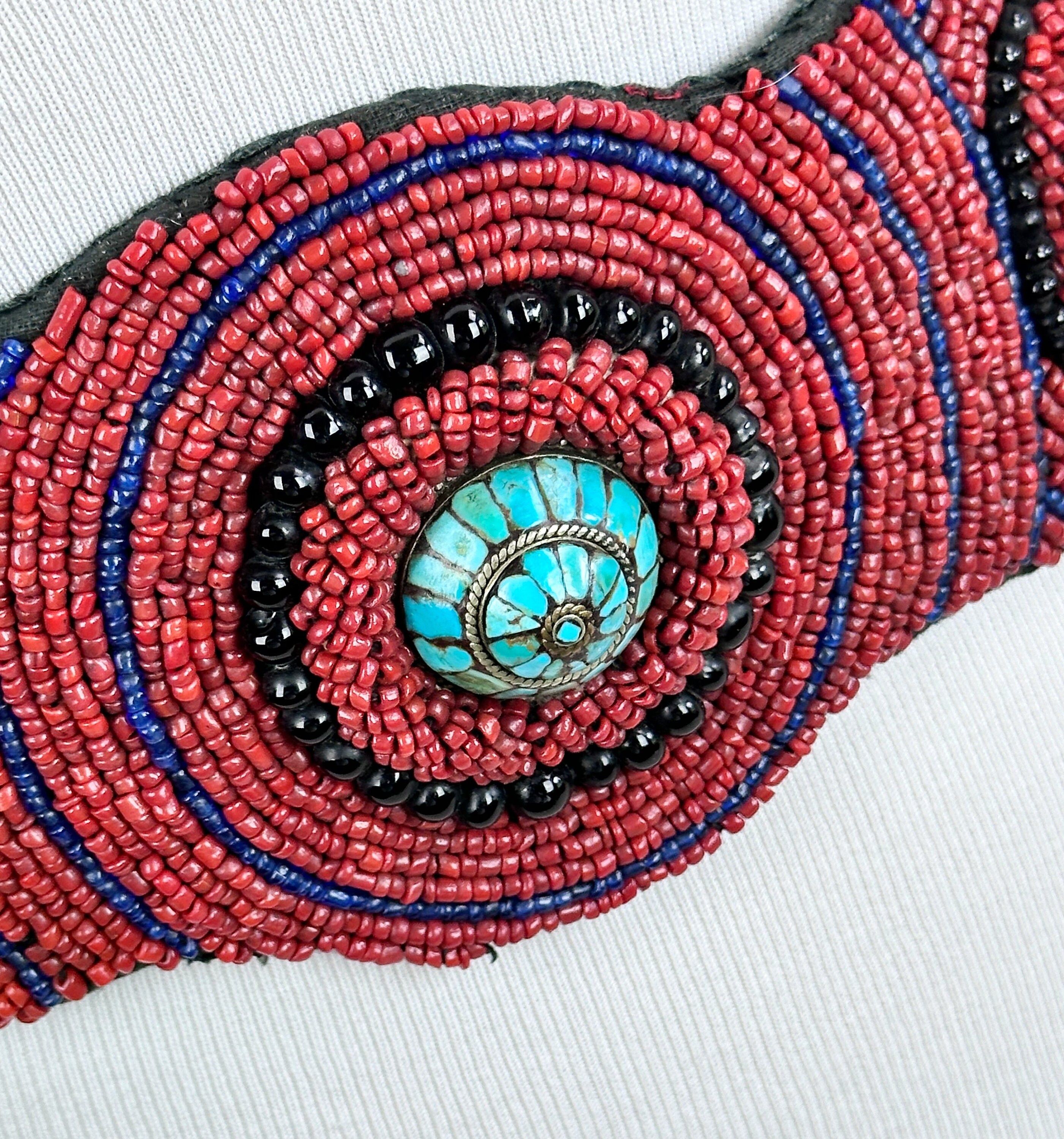 Vintage Ladakh Belt, Coral Red Seed Beads With Cowry Shells  display picture 1