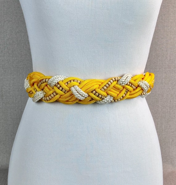 Vintage 1980s Yellow and Ivory Beaded Rope Belt