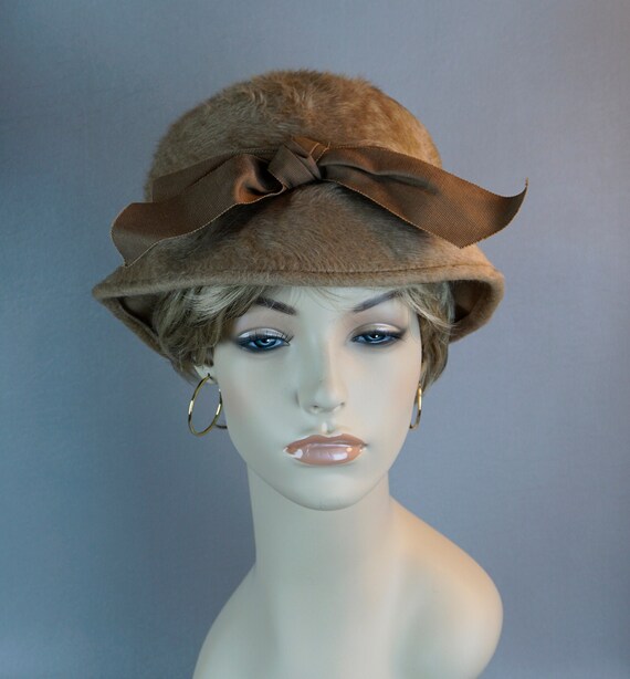 Vintage Hat, Faux Fur Brimmed Cloche, Taupe Bucket