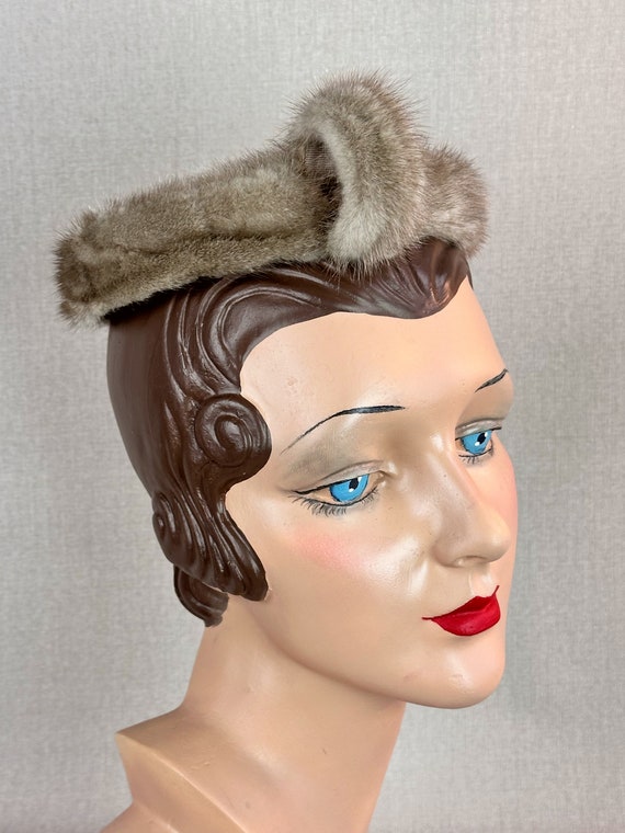 Vintage 50s Shallow Crown Grey Mink Pillbox Hat by