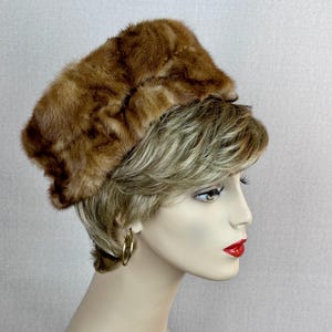 Vintage 60s Light Brown Mink Pillbox Hat with Ribbon Crown