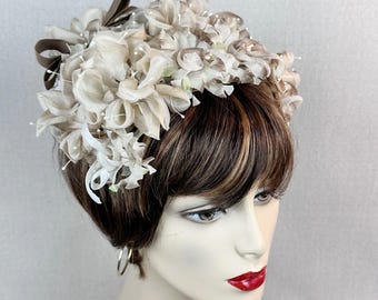 Vintage 1960s White Floral Accent Hat by s-l400.jpg main image 4