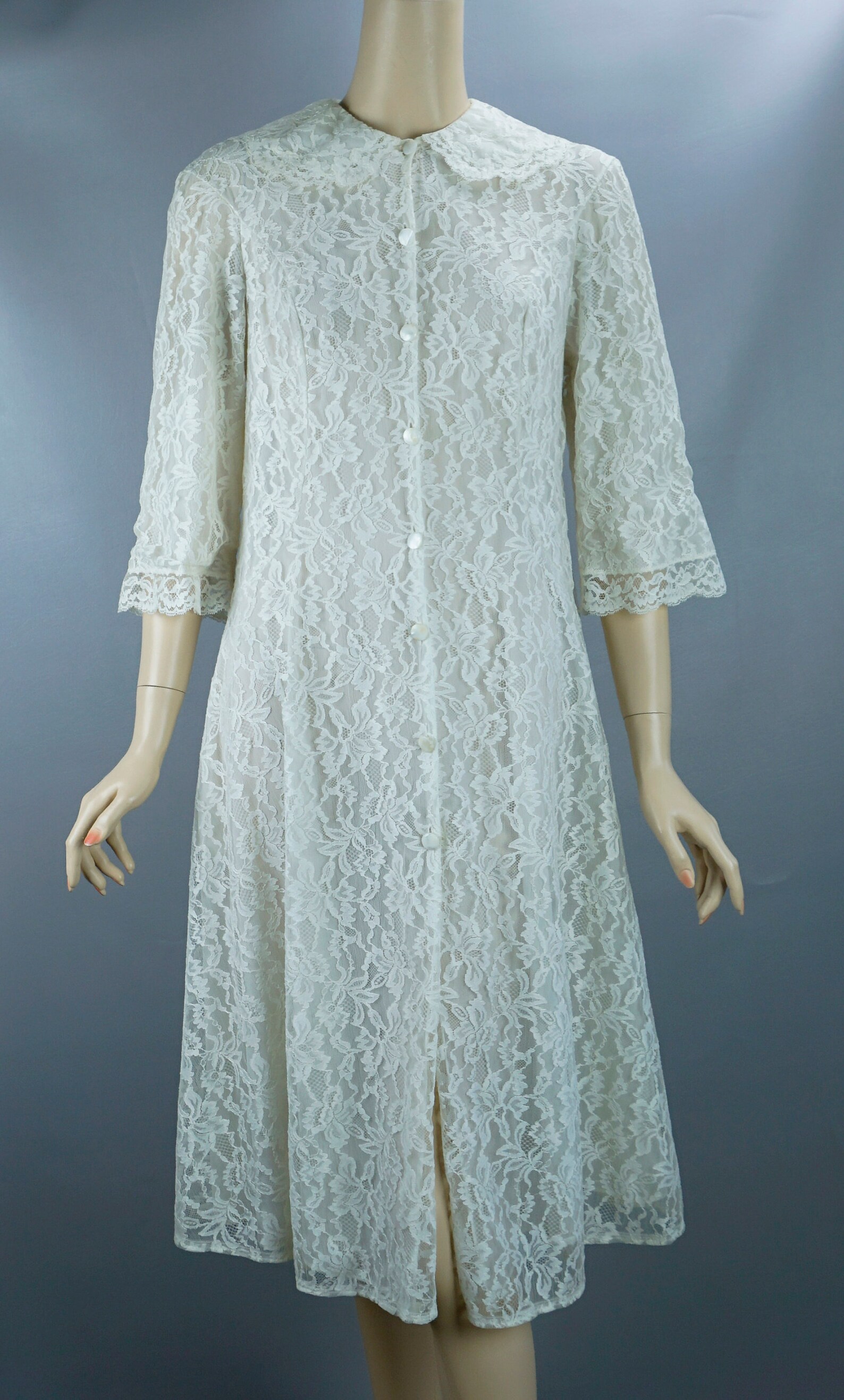 Vintage Robe Vanity Fair Robe Lace Dressing Gown Ivory Lace Etsy
