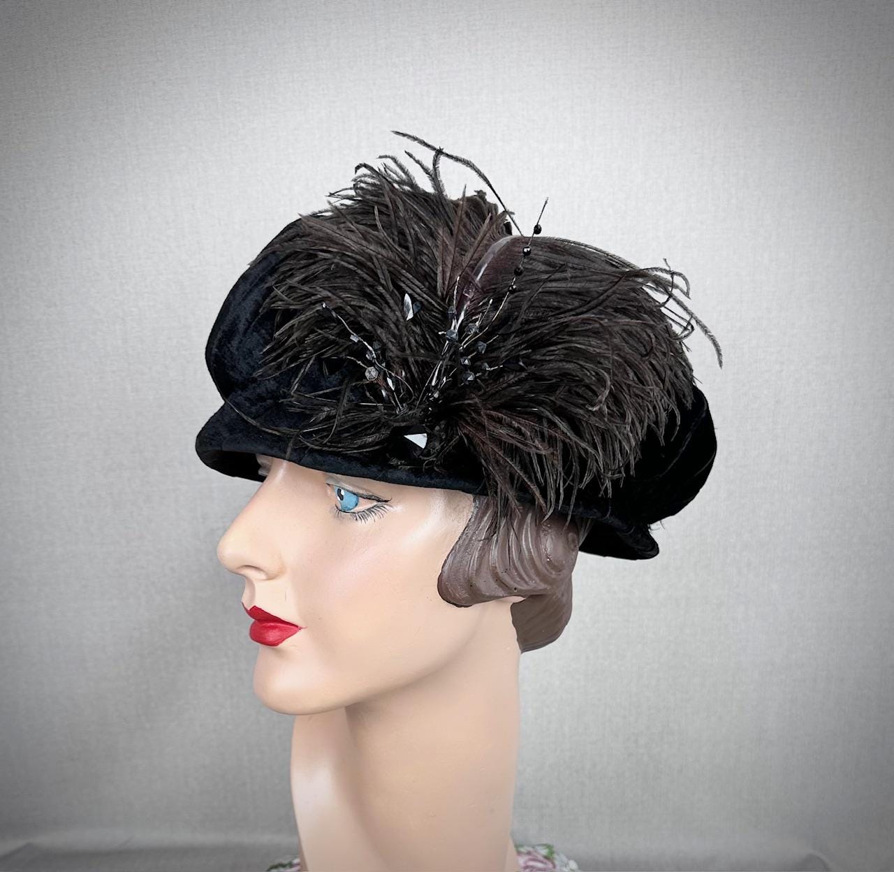 Antique Edwardian Elegant Black Velvet Hat with Feather Detail 1910s Authentic Edwardian HAT Black Wide Brim Velvet W/pale  main image 2
