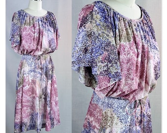 Vintage 70s Multi Color Abstract Pattern Dress w/ Split Flutter Sleeves, B36 W28