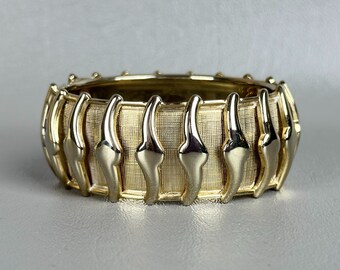 Whiting & Davis Mid Century Goldtone Hinged Cuff Bracelet, Sz 7