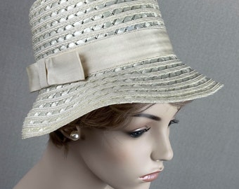 70s Ivory Straw Cloche Church Hat, Sz 21 1/2, VFG