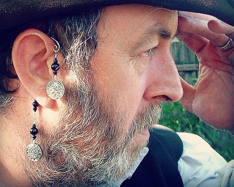 No Piercing Required Black Pearl Ear Cuff Halloween Pirate Ear Cuff Unisex Ear Wrap For Men