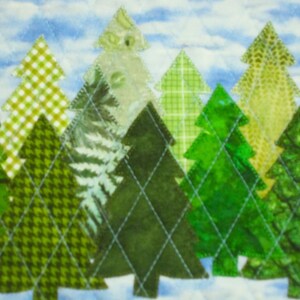 PINE FOREST Appliqued Tree Quilt Wall Hanging Table Topper image 2