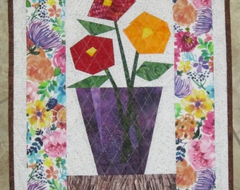 BUD VASE a Foundation Pieced Quilt from Quilts by Elena