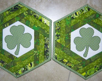 SHAMROCK Hexagon Placemats Place Mats from Quilts by Elena Set of 2 Placemats Mini Quilts